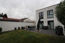 R�ckansicht + Kaarst + Doppelhaush�lfte + Bj 2017 + ca. 135 m� + 3 Schlafzimmer + K�che kann �bernommen werden +