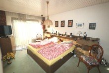 Schlafzimmer III Kaarst-Zentrum + Bungalow +  Bj. 1970 + ca. 135 m� Wohnfl�che + ca. 386 m� Grundst�ck + 2 Garagen
