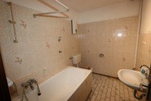 Badezimmer + Kaarst + Reihenmittelhaus + ca. 120 m� + 7 Zimmer + inkl. Garage +