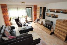 Wohnzimmer + Kaarst West + Reihenmittelhaus + ca. 115 m� Wohnfl�che + Garage + Aussenstellplatz +