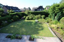 Garten + Holzb�ttgen + freist. Einfamilienhaus + Bj. 1973 + ca. 135 m� Wohnfl�che + ca. 833 m� Grundst�ck +