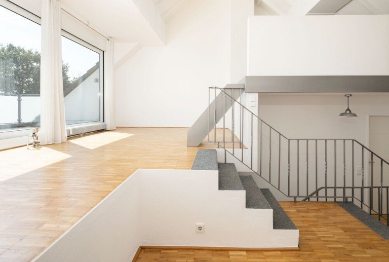 Titelbild Kaarst Etagenwohnung + Kaarst + Split-Level-Wohnung auf 4 Ebenen mit Dachterrasse + ca. 123 m� Wohnfl. + 2 Schlafzimmer