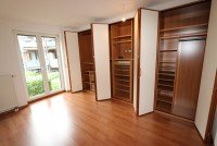 Bild (52feca8e73cf7c13f547e3fccb02c90c): + Kaarst + zentrale Lage + 3,5-Zimmer-Wohnung + ca. 84 m� Wohnfl�che + S�d-Balkon + TG-Stellplatz +