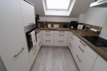 K�che + KAARST + 3 -ZIMMERWOHNUNG + ca. 72 m� AUFZUG + BARRIEREFREI + 2. OG + *ideal f�r Rentner*