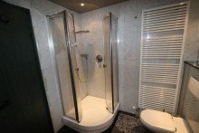 Badezimmer + Kaarst West + Reihenmittelhaus + ca. 115 m� Wohnfl�che + Garage + Aussenstellplatz +