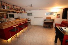 Partykeller + Kaarst + DHH + Bj. 2003 + 111 m� Wohnfl�che + 222 m� Grundst�ck +  Garage +