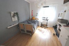 Schlafzimmer I + Kaarst - Zentrum + Bungalow + Bj. 1973 + ca. 119 m� Wohnfl�che + ca. 321 m� Grundst�ck + Garage +