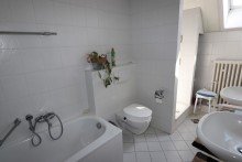 Badezimmer + Kaarst + Einfamilienhaus + Bj. 1966 + ca. 746 m� Grundst�ck + ca. 142 m� Wohnfl�che + 2 Garagen