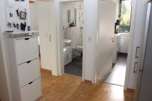 Flur + NEUSS + 3 ZIMMER WOHNUNG + 57 m� + ERDGESCHOSS + GARTENNUTZUNG