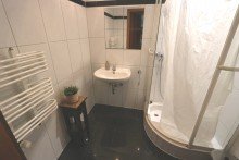 Badezimmer II + Kaarst - Zentrum + Bungalow + Bj. 1973 + ca. 119 m� Wohnfl�che + ca. 321 m� Grundst�ck + Garage +