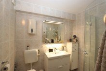 Bad + Kaarst-Holzb�ttgen + Einzimmerwohnung + Balkon + ca. 44 m� + inkl. Einbauk�che +