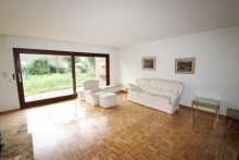 Wohnzimmer + B�ttgen + Einfamilienhaus + Baujahr 1975 + ca. 423 m� Grundst�ck + ca. 131 m� Wohnfl�che + Garage +