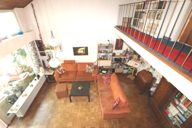 Wohnzimmer mit Galerie Kaarst / Broicherdorf Doppelhaush�lfte + Kaarst + Doppelhaush�lfte + Galerie + 3 Schlafzimmer + ca. 107 m� Wohnfl�che + ca. 447 m� Grundst�ck + Garage +