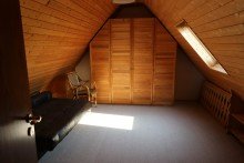 Spitzboden + B�ttgen + Einfamilienhaus + Baujahr 1975 + ca. 423 m� Grundst�ck + ca. 131 m� Wohnfl�che + Garage +