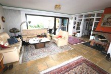 Wohnzimmer Kaarst-Zentrum + Bungalow +  Bj. 1970 + ca. 135 m� Wohnfl�che + ca. 386 m� Grundst�ck + 2 Garagen