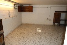 Keller + B�ttgen + Einfamilienhaus + Baujahr 1975 + ca. 423 m� Grundst�ck + ca. 131 m� Wohnfl�che + Garage +
