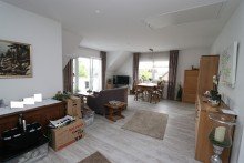 Wohnzimmer + KAARST + 3 -ZIMMERWOHNUNG + ca. 72 m� AUFZUG + BARRIEREFREI + 2. OG + *ideal f�r Rentner*