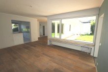 Wohnzimmer + Kaarst + Bungalow + Bj. 1966 + ca. 98 m� Wohnfl�che +  ca. 393 m� Grundst�ck + Garage +