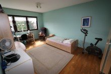 Elternschlafzimmer + Kaarst + Am Hoverkamp + Reihenmittelhaus + 4-Zimmer+ 99 m� Wohnfl�che + inkl. Garage