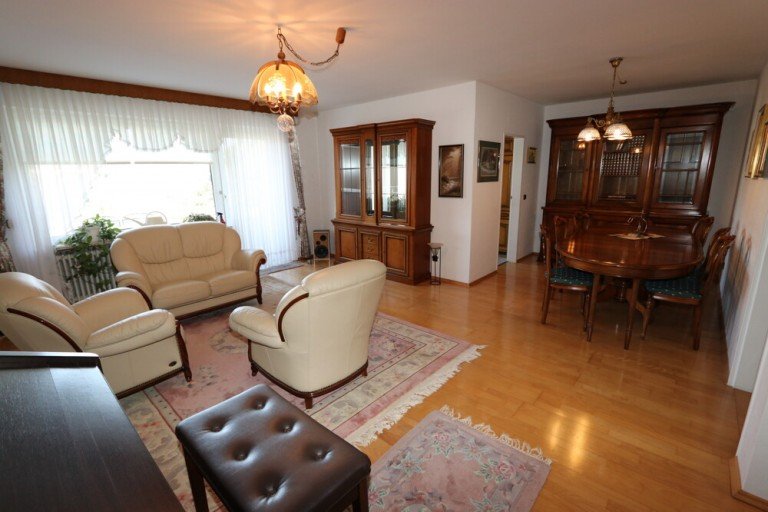 Hauptbild: + Holzb�ttgen + 3-Zimmer-Wohnung + ca. 84 m� + Bj.1974 + 5. OG + Aufzug +
