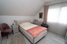 Schlafzimmer + KAARST + 3 -ZIMMERWOHNUNG + ca. 72 m� AUFZUG + BARRIEREFREI + 2. OG + *ideal f�r Rentner*