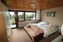 Elternschlafzimmer + Kaarst + freistehende Einfamilienhaus + 106 m� Wohnfl�che + 408 m� Grundst�ck + 1969
