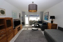 Wohnzimmer + Kaarst-Holzb�ttgen + Einzimmerwohnung + Balkon + ca. 44 m� + inkl. Einbauk�che +