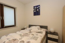 Schlafzimmer + Kaarst-Vorst + m�bliertes Bungalow + ca. 120 m� Wohnfl�che + 2 B�der + Garten + 3 Schlafzimmer +