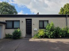 Aussenbild + Kaarst-Vorst + m�bliertes Bungalow + ca. 120 m� Wohnfl�che + 2 B�der + Garten + 3 Schlafzimmer +