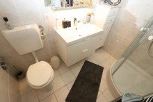 Bad + Kaarst-Holzb�ttgen + Einzimmerwohnung + Balkon + ca. 44 m� + inkl. Einbauk�che +