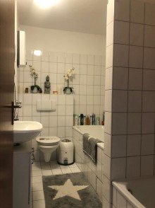 Badezimmer + Vermietet +  Kaarst-B�ttgen + Wohnung mit Traumausblick+ 2-Zimmer + Stellplatz (+25,00) EUR+