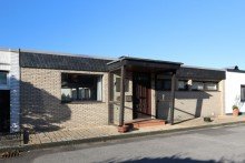 Ansicht Kaarst-Zentrum + Bungalow +  Bj. 1970 + ca. 135 m� Wohnfl�che + ca. 386 m� Grundst�ck + 2 Garagen